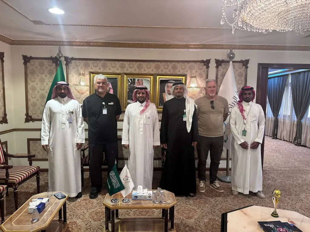 جانب من زيارة وفد الاتحاد ورئيس اللجنة الفنية لرياضة الإنقاذ بالاتحاد الدولي (ILS)