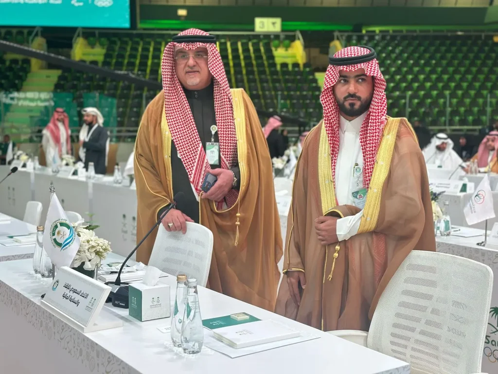 رئيس #الاتحاد_السعودي_للإنقاذ_والسلامة_المائية الأستاذ أحمد الشمري ، والمدير التنفيذي للاتحاد الأستاذ يوسف بشير