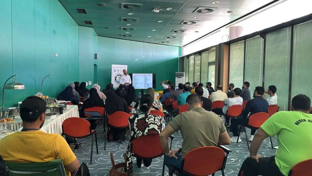 بتنظيم مشترك بين الاتحاد السعودي للإنقاذ والسلامة المائية، ومعهد إعداد القادة